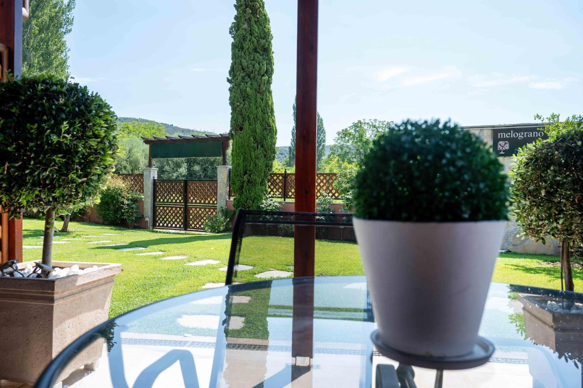 Melograno Apartments And Studios Kala Nera Extérieur photo